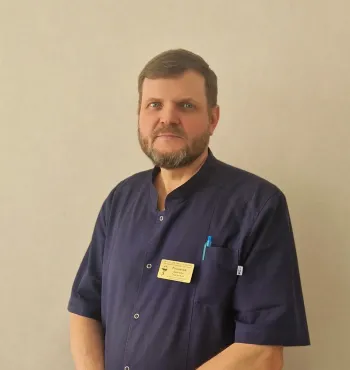 Заведующий офтальмологическим отделением - врач-офтальмолог